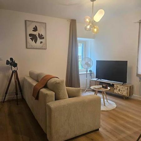 "La Tour", Logement Cosy, Au Calme Vertrieu Extérieur photo