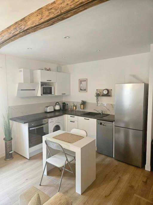 "La Tour", Logement Cosy, Au Calme Vertrieu Extérieur photo